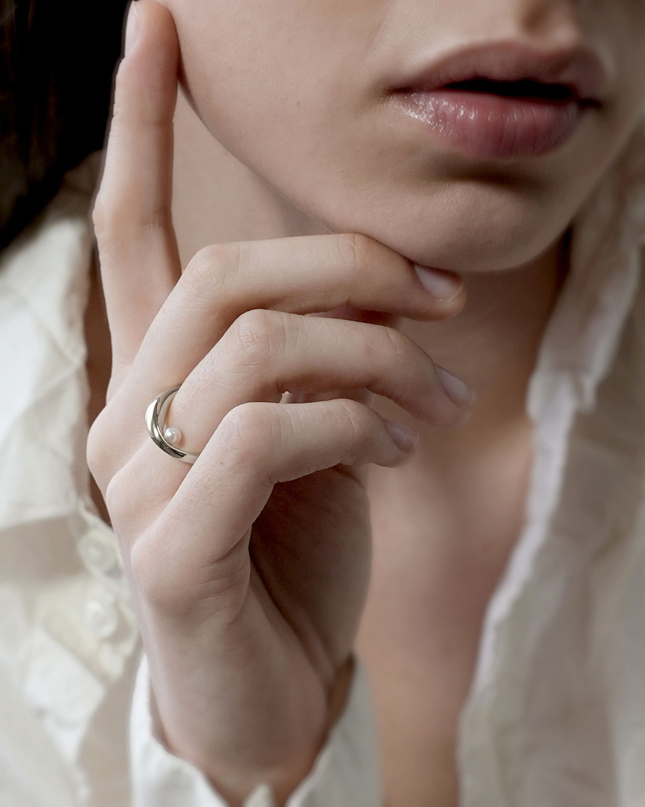 ATTRAVERSO RING WITH PEARL | Silver – BAR Jewellery