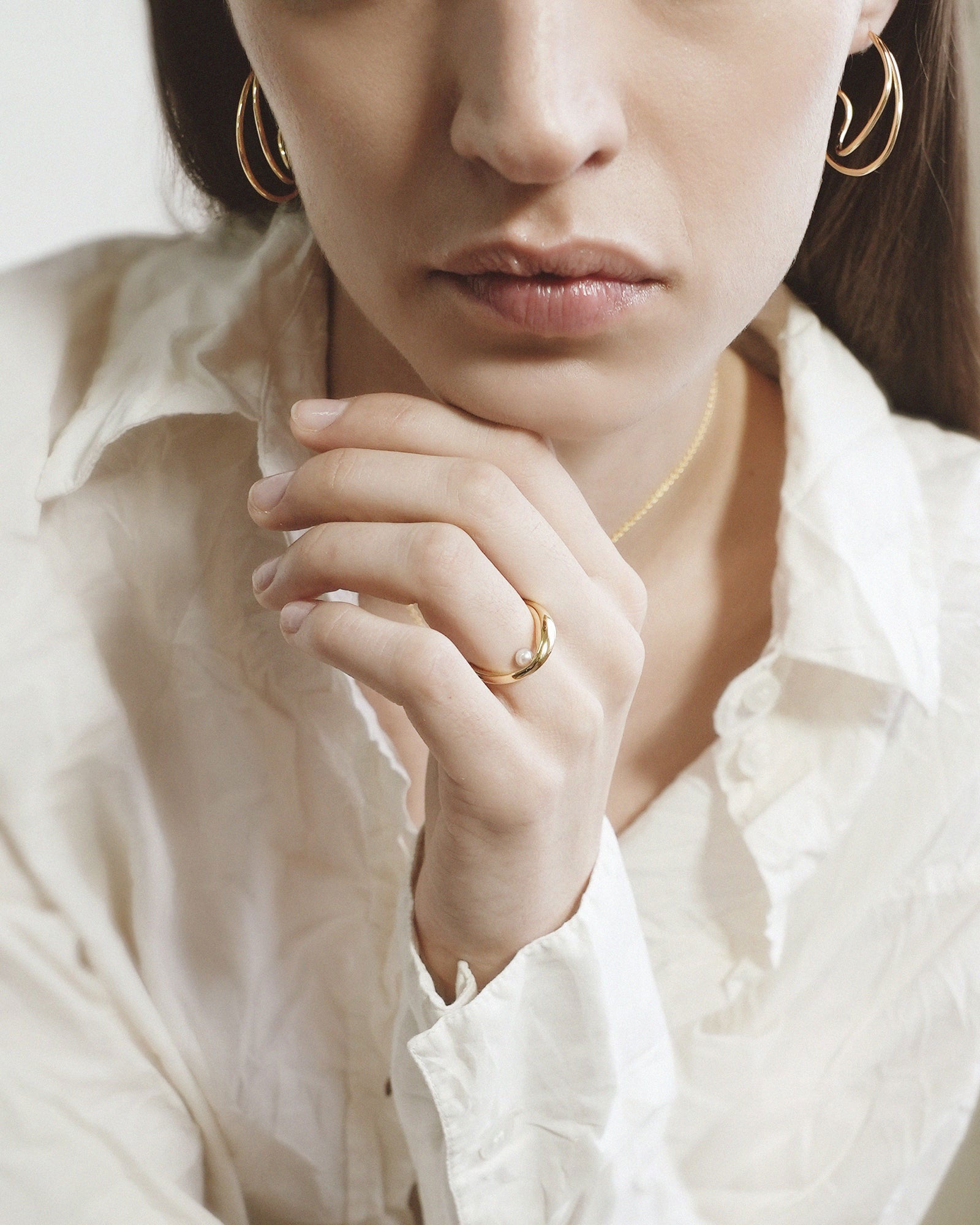 ATTRAVERSO RING WITH PEARL | Gold – BAR Jewellery