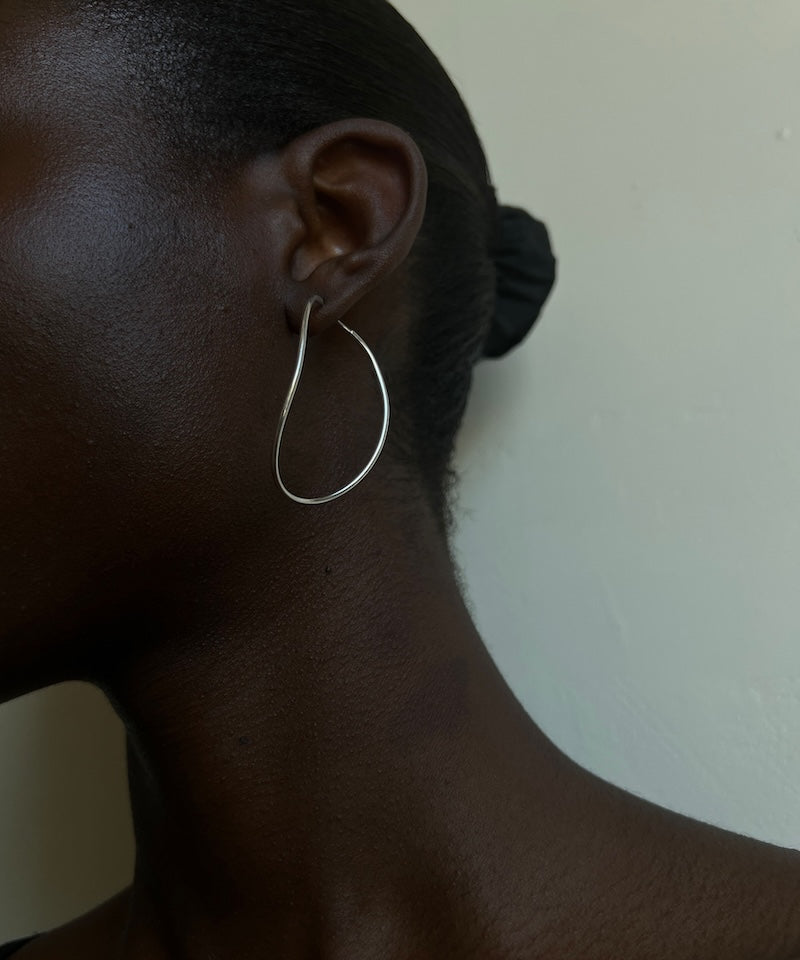 BAR JEWELLRY CONTOUR EARRINGS ピアス 試着のみ CONTOUR EARRINGS | Silver – BAR Jewellery